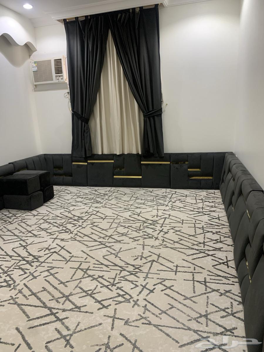 غرفة كامله مكونه من فرشه مع مساند 3 زوايا و6 مساند و4 مراكي64546206590722110