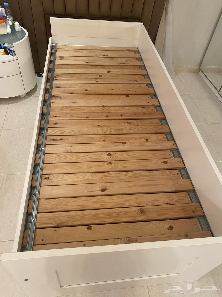 Functional IKEA bed with storage drawers - Single and expandable64549556530818113