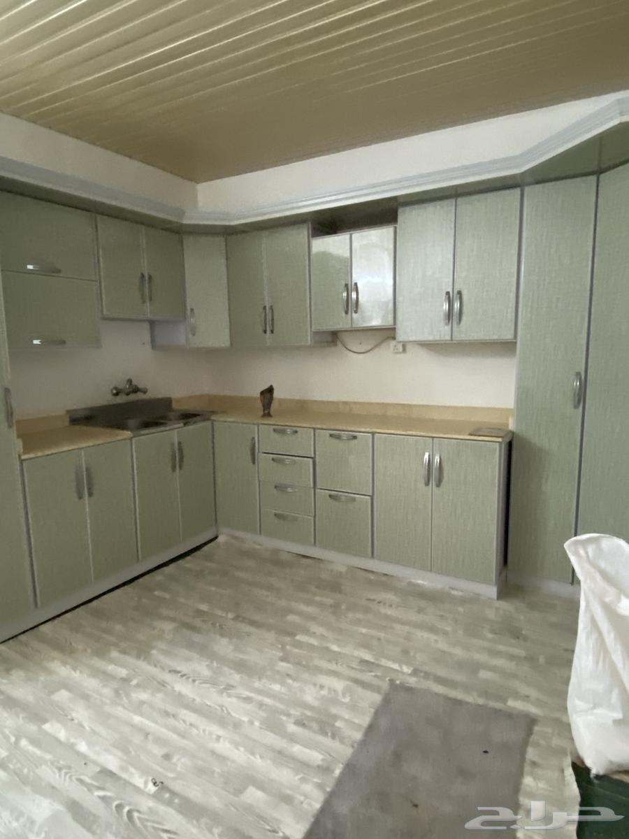 مطبخ صاج تفصيل مستعمل بس نظيف سعره4500 ونظيف جدا  من الداخل64544481102467110