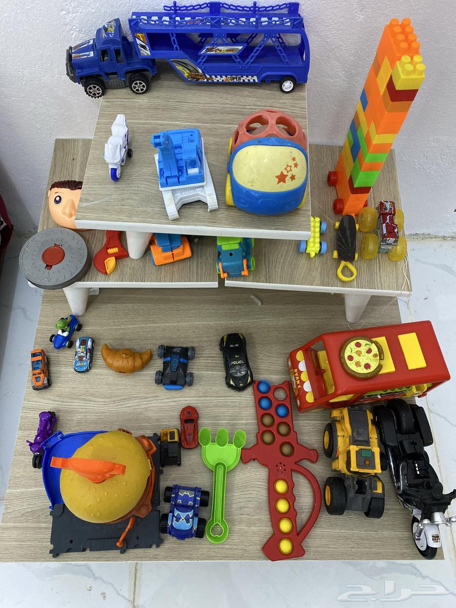 العاب مستعملة للبيع64546377777538110