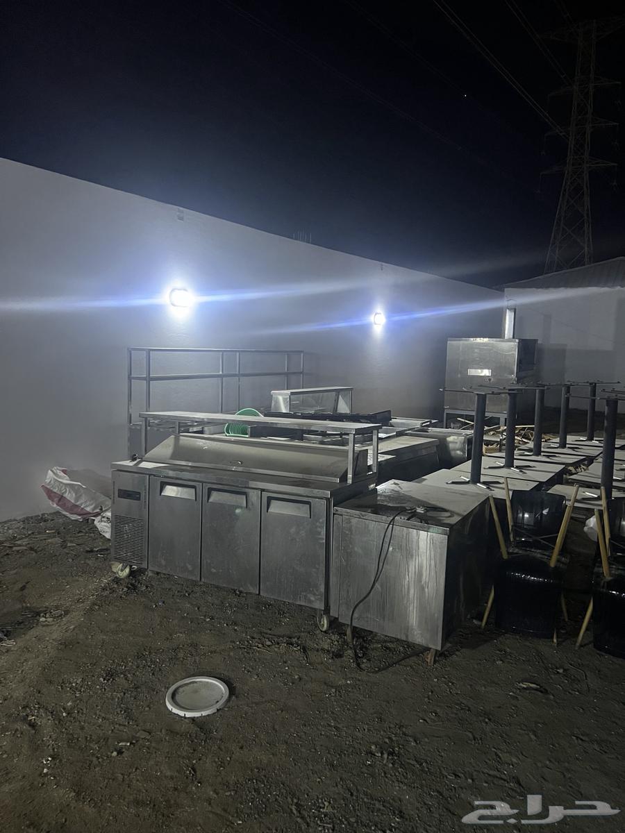 اغراض مطعم للبيع64553342213634111