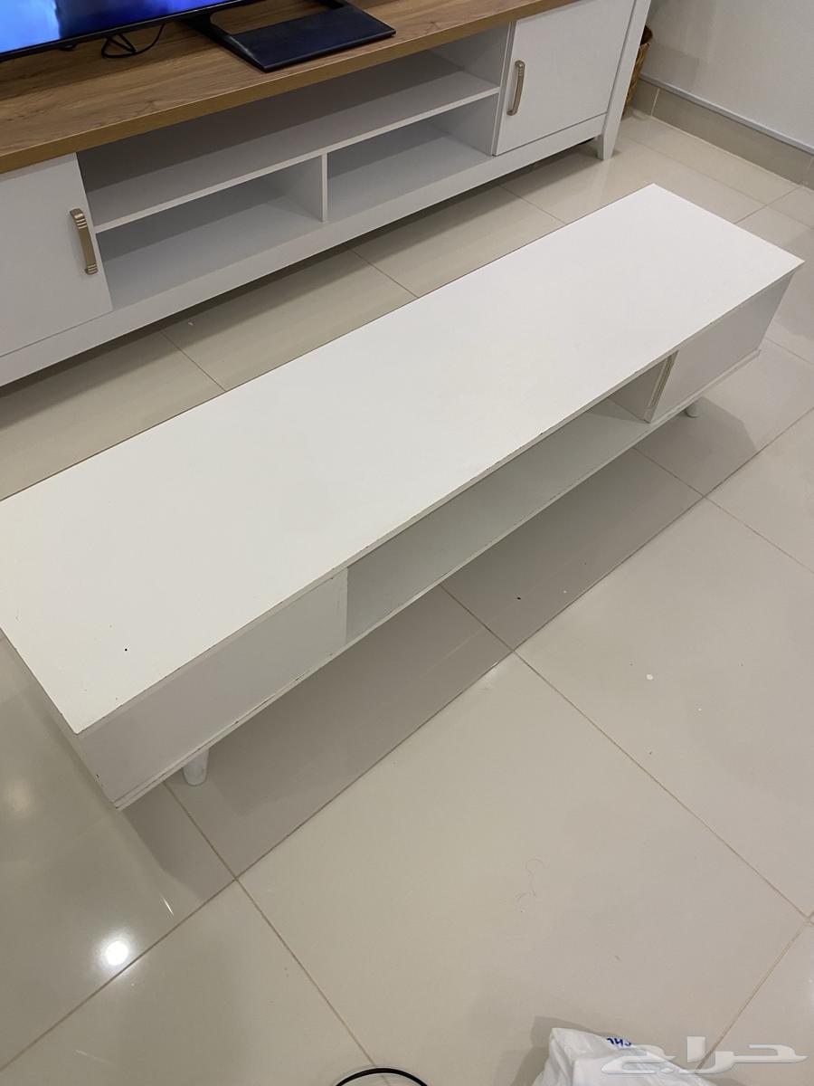 طاولة شاشه نضيفه البيع مستعجللل64549135469569111