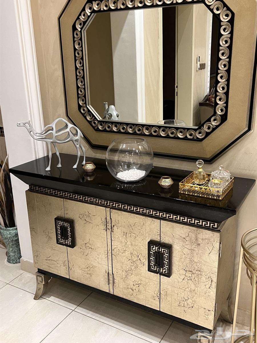 Entrance and Abaya Entrance with Sofa from Al Mutlaq with Table64552718191233111