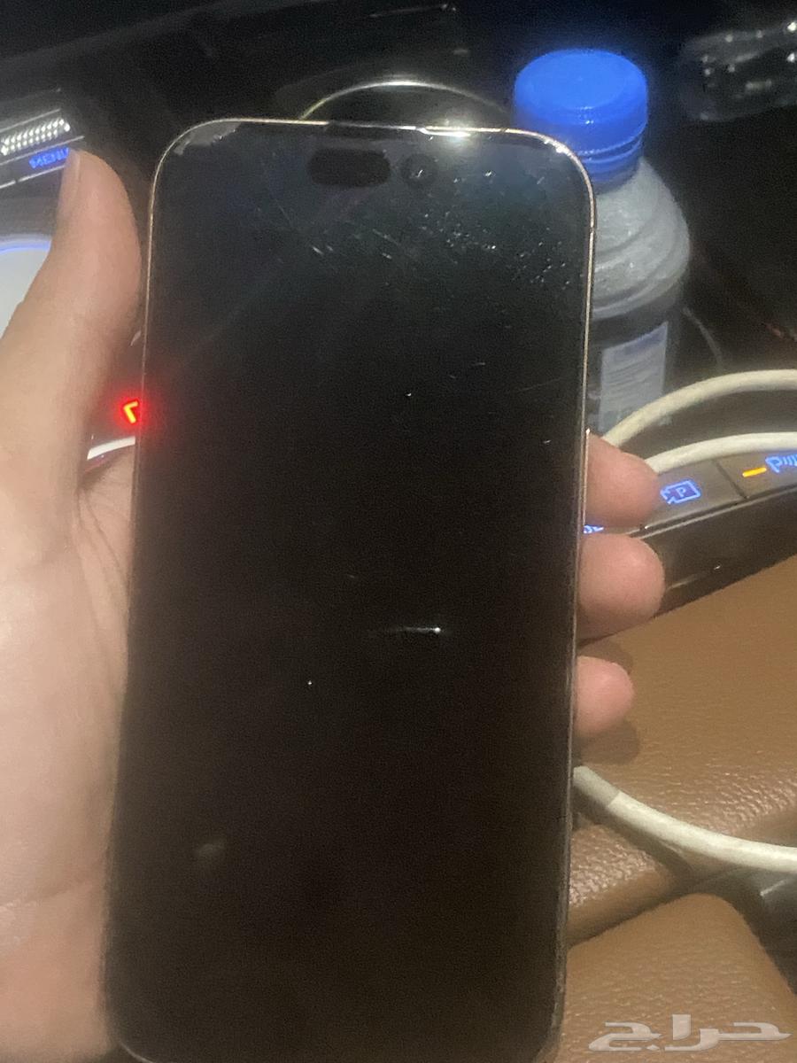 iPhone 16 Pro Gold, Almost New Under Warranty64551348563074112