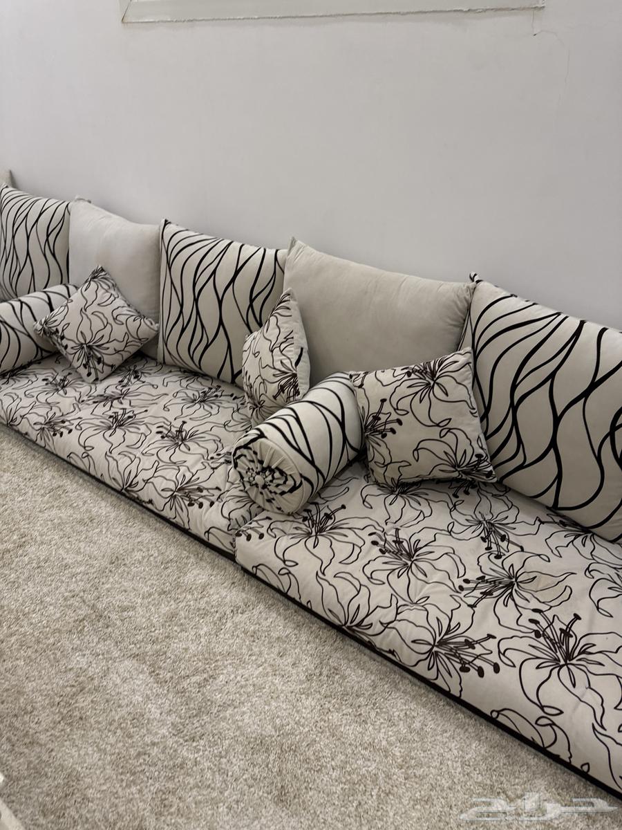 Floor sofa with macaron carpet64550174460803112