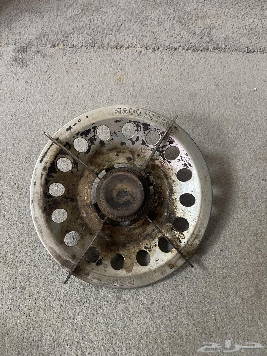 غطاء ديفور اصلي (ايطالي)صناعه قديمه و جوده على السوام64525400655234110