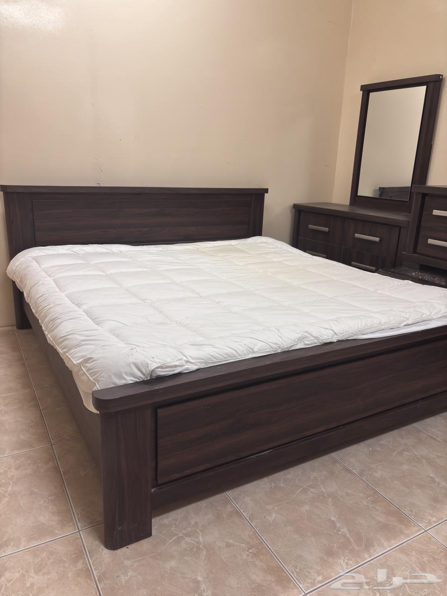غرفة نوم جديده استعمال خفيف 6 قطع64549945480834110