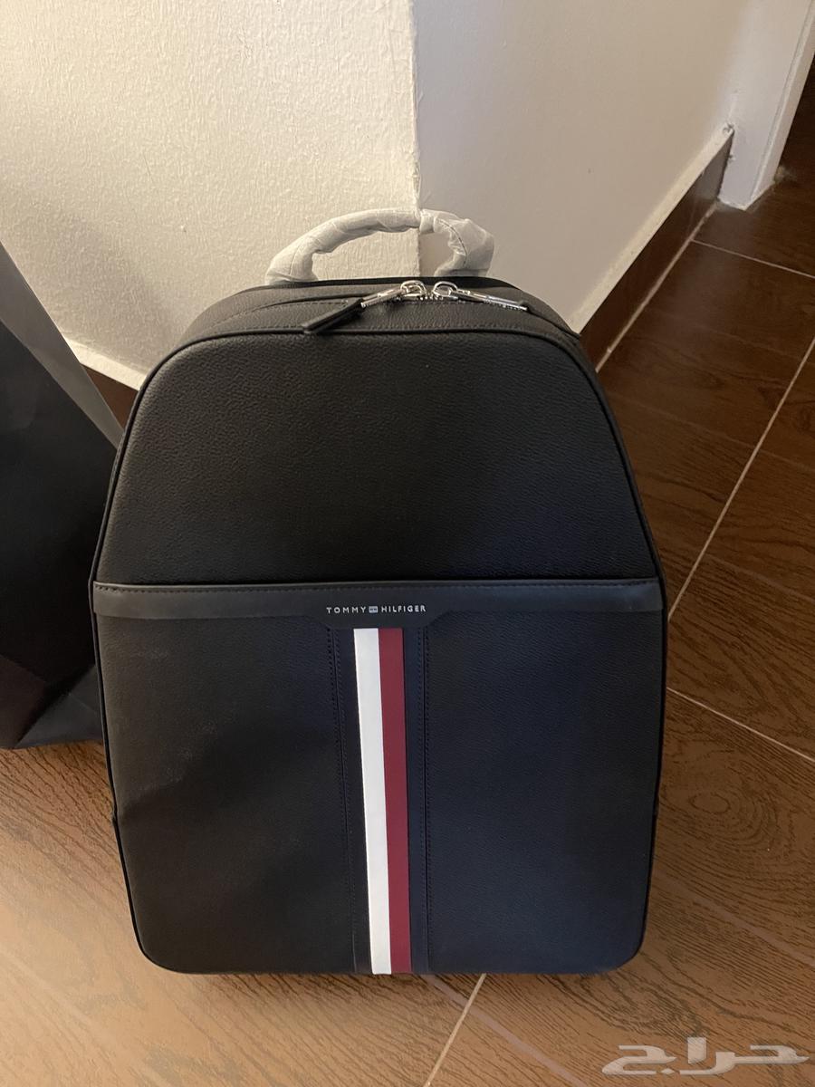 شنطه نومي هيلفيقر اصليه64550974705155110