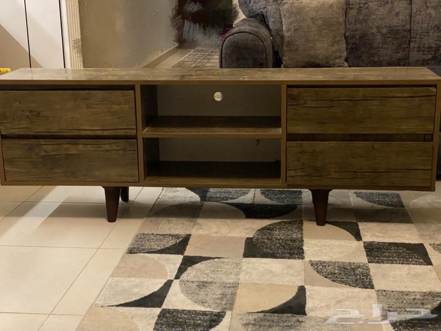 طاولة تلفاز اللون بني64547805280897110