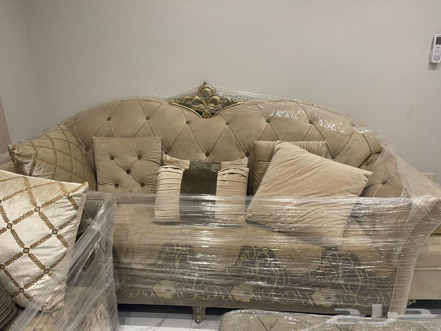 طقم كنب فاخر للبيع64553214752385110