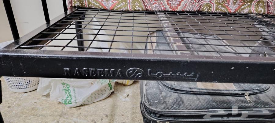 سرير رسميا للبيع64546637338626111