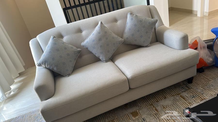 Sitting set and tables64546678837251113