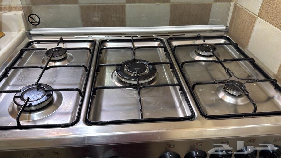 فرن للبيع جديد64546512076547111