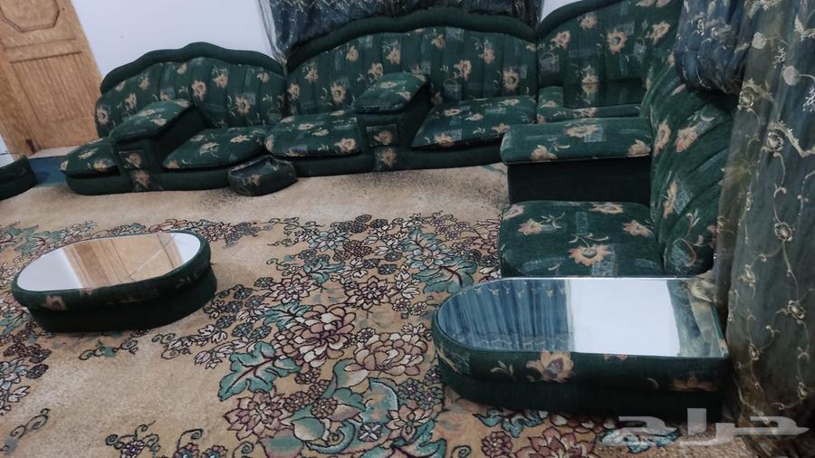 Floor sofa for sale with two mattresses and carpet64551705181185111