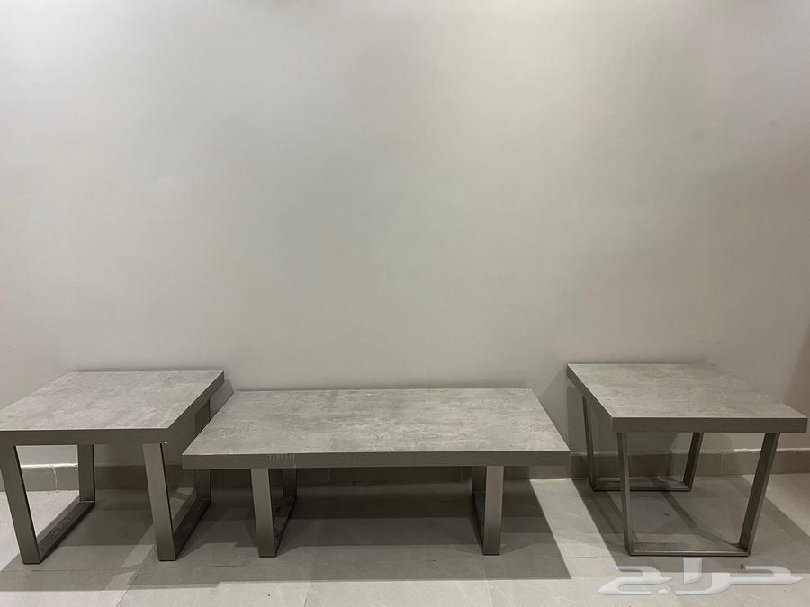 للبيع طاولات شبه جديد64547110260481111