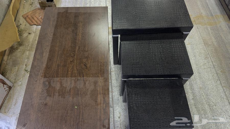 Four semi-new tables64545132723459112