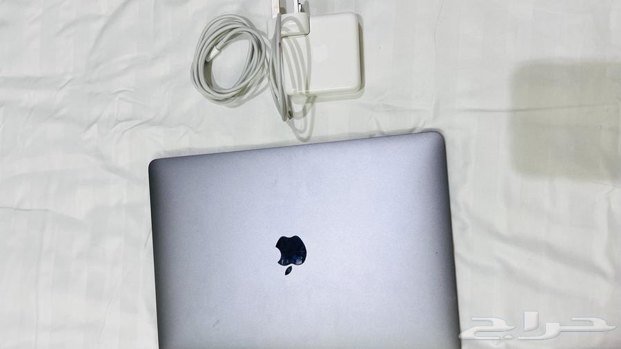 ماك بوك m264551705103235113