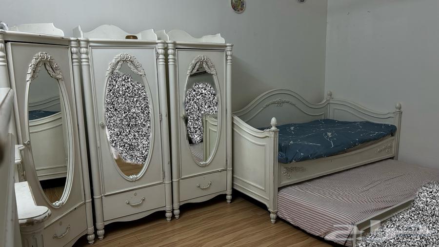 غرفه نوم مستعمله للبيع   خشب مستورد من الولايات المتحدة64550332560513110