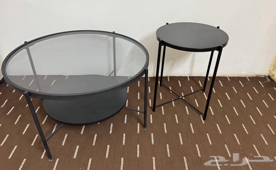 طاولتين مع كرسي للبيع على السوم64548575482881112