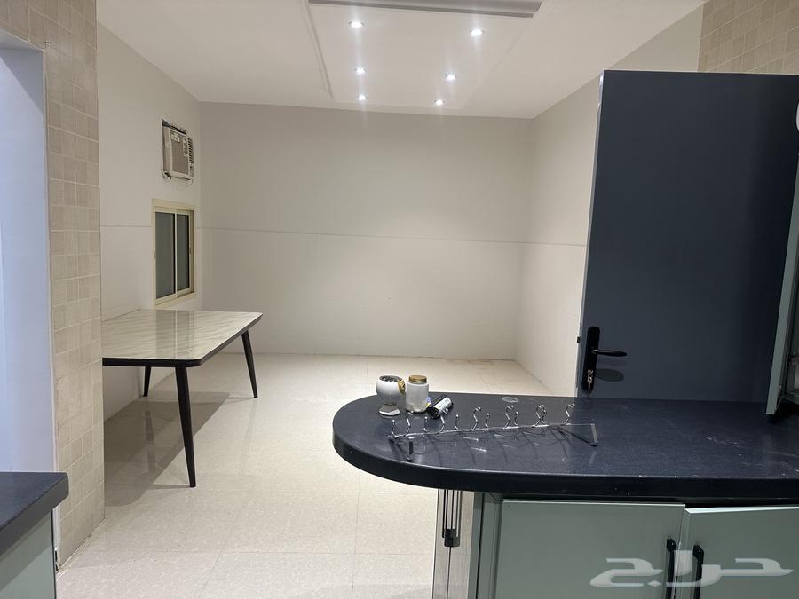 طاولة طعام للبيع64548589459330110