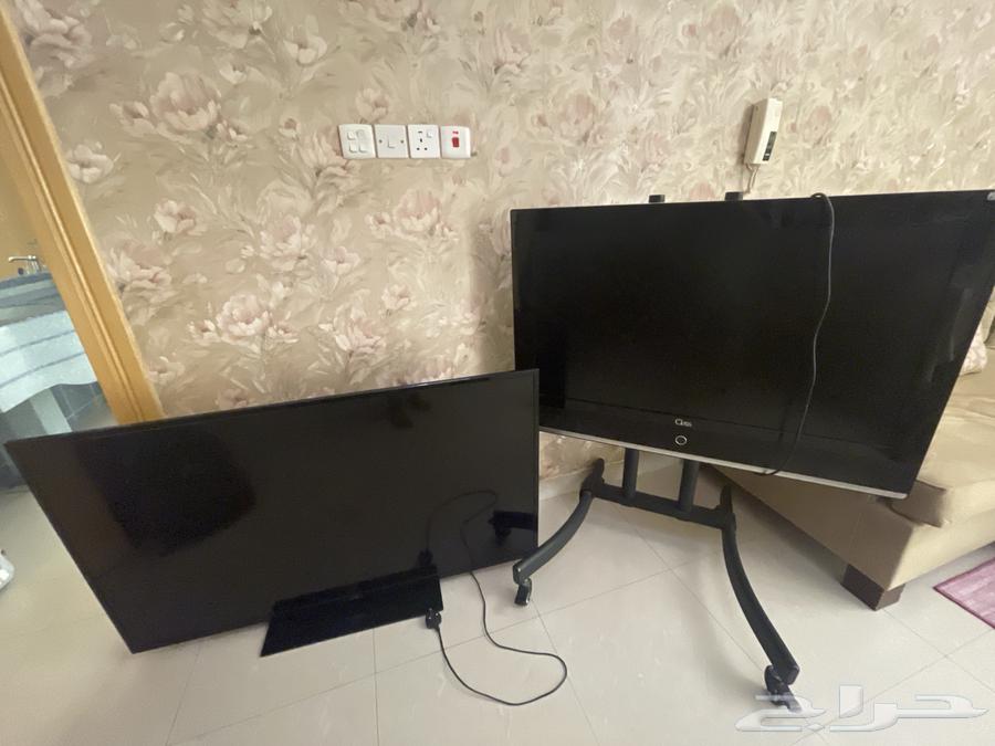 Screen and stand64547569456771110