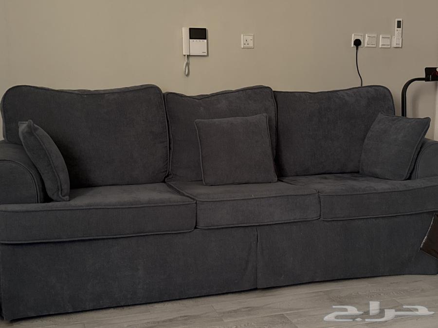 Sofa in excellent condition64545785876739110