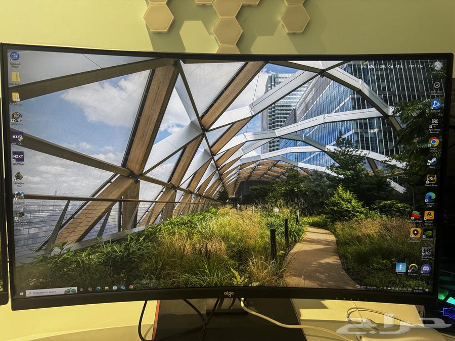 شاشه قيمنق منحنية 32 بوصه للبيع64544143125889110