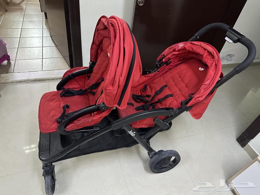 عربة اطفال مزدوجه 400 ريال64547304958210110