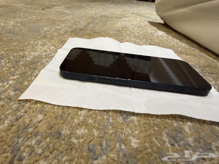 iPhone 1364551777048706110