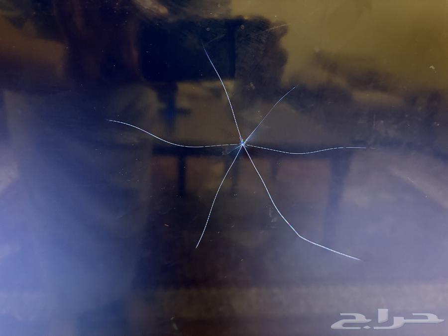 شاشة تلفزيون سوني 65 بوصه مكسوره الشاشه64549443673731110