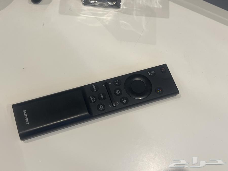 Samsung 65-inch Smart Screen, used for two months, screen has crack64548841835778110