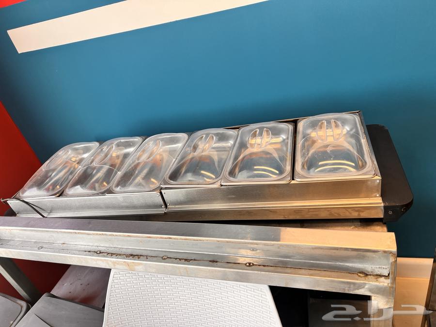 معدات مطعم للبيع نظيفه وجديده64546526110851113