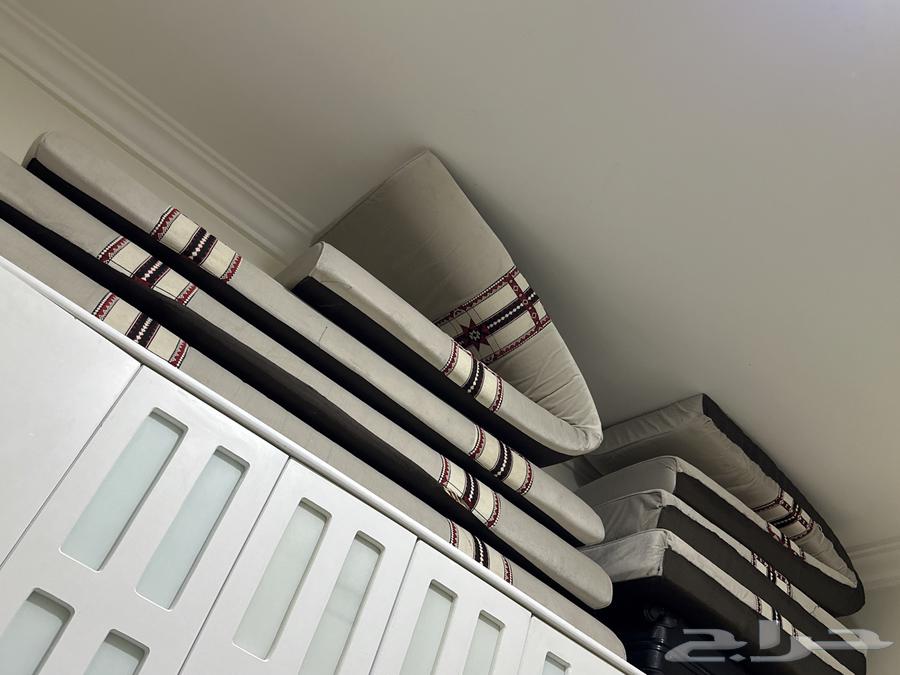 مساند شبه جديده64547429670915110