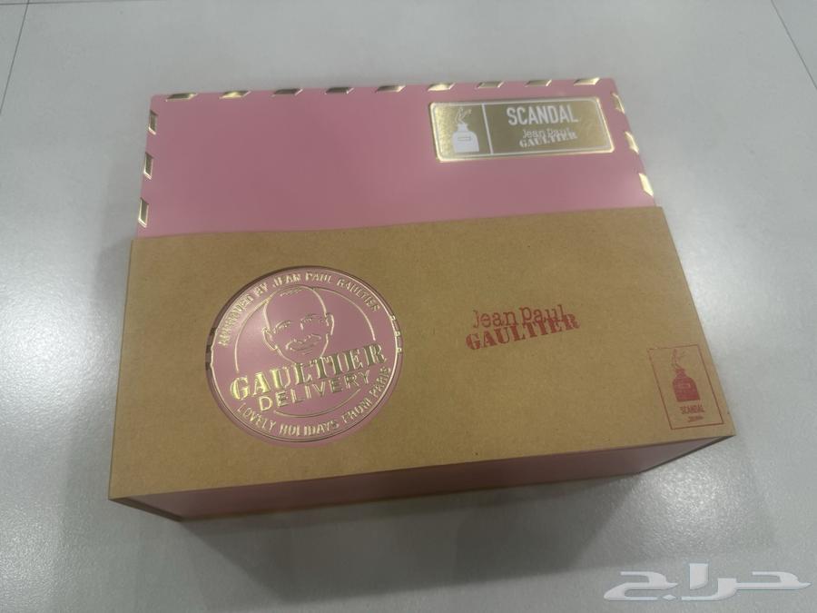طقم سكاندال نسائي من جان بول غوتييه أصلي يأتي بعلبة فاخرة64536767389443110