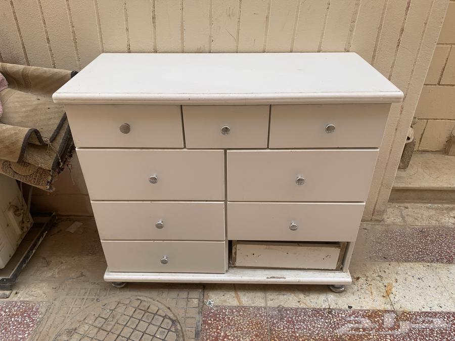 كمودينه غرفه ودولاب ملابس صغير64547207844995110