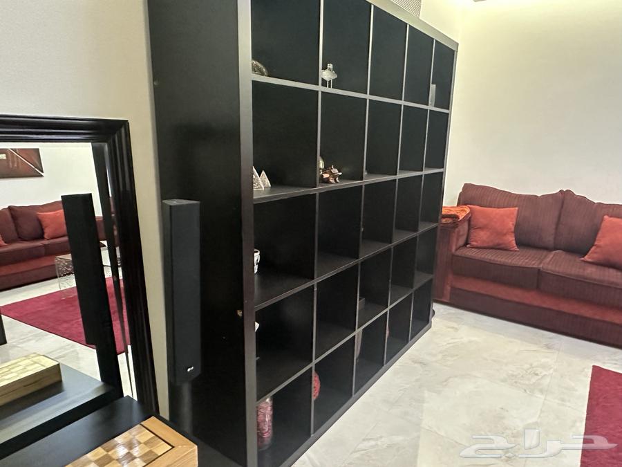 طقم كنب مجلس صالة مع ملحقاته بوفيه و رفوف و طاولات و ستاره64547694441345114