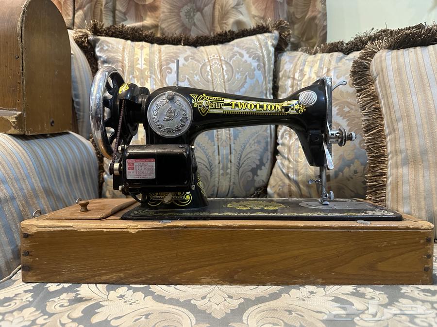 مكينة خياطة قديمه جدا  ام اسدين64549387775234112