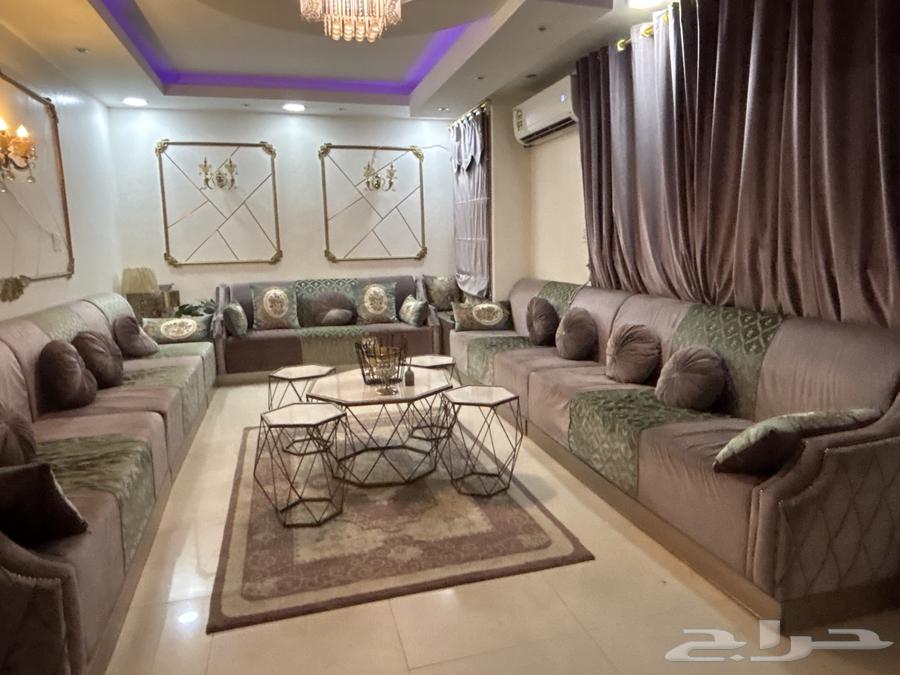 Clean sofa for sale with curtains, carpet, and tables64544340677635110