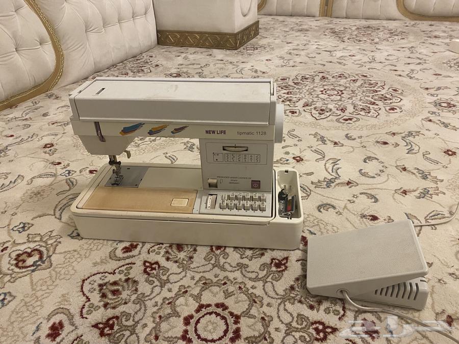 عدد2 مكينة خياطه وتطريز64550902957698110