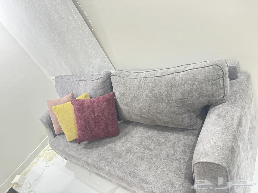 شاشه 50 بوصه وسير رياضي وكنبه وسرير64548266549249113