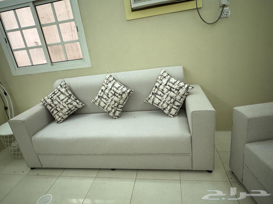 كنب بحاله ممتازه للبيع مستعجل للنقل64549205816067112