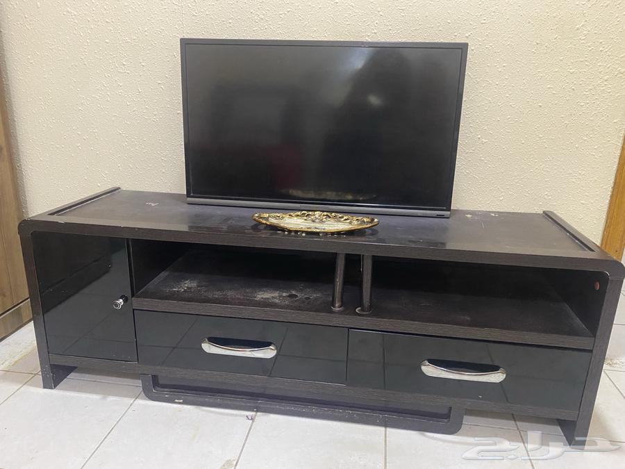 Zamil air conditioner in good condition, 2 beds, and a 3-door closet in good condition64548364469249112