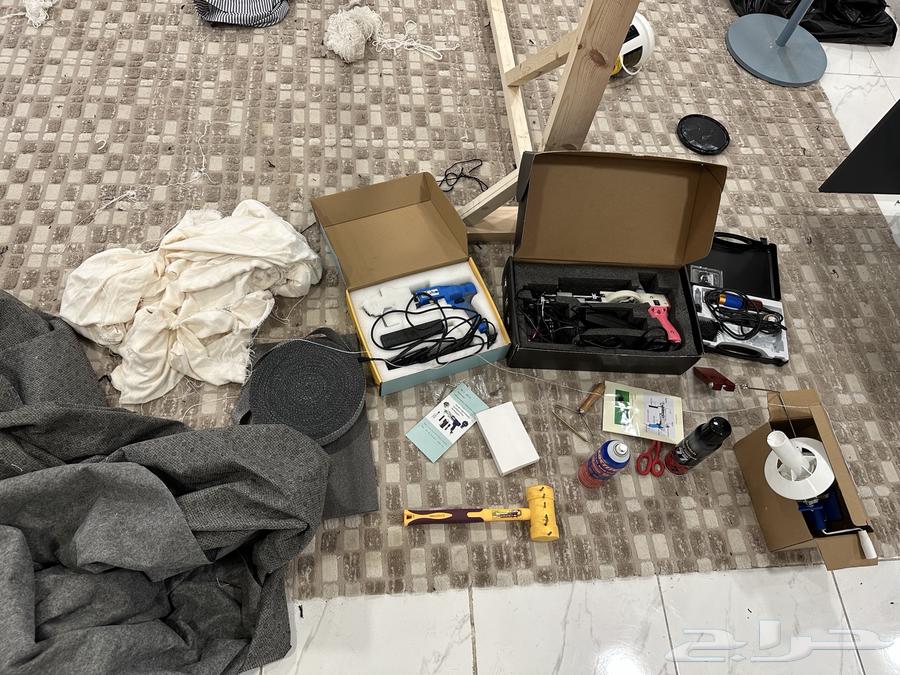 Tufting tools and carpet making64546127955969111