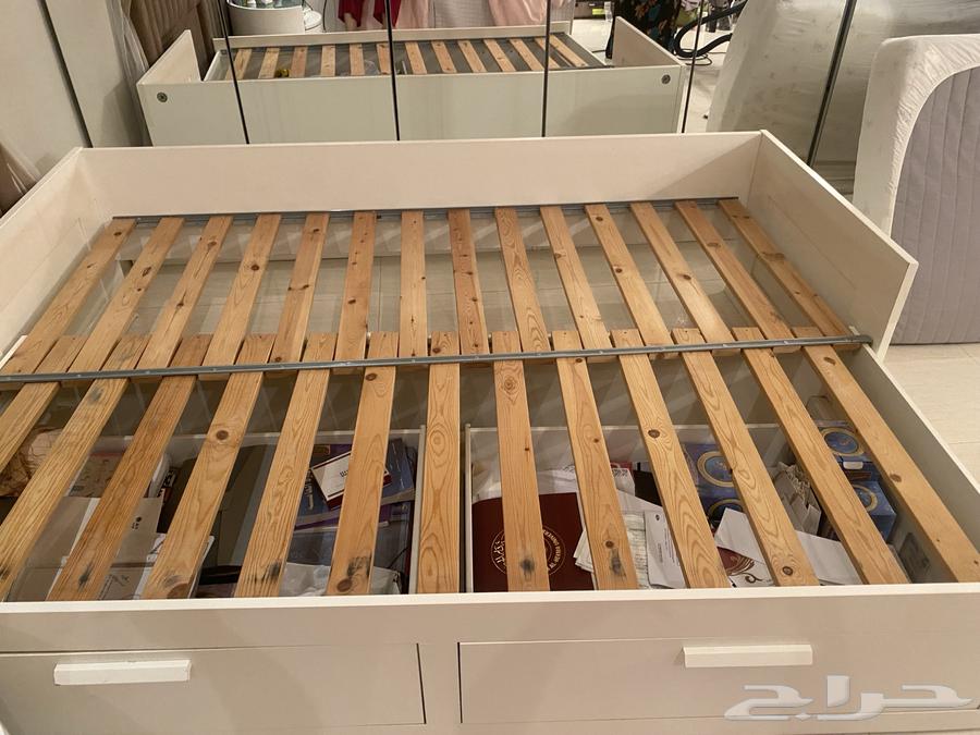 Functional IKEA bed with storage drawers - Single and expandable64549556530818111