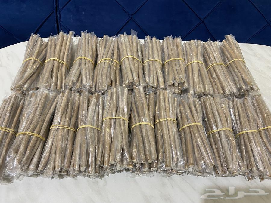 مسواك طبيعي نظيف ابو حنش الحزمة فيها 20عود سعر 60جاهز مغلف64544438654210110