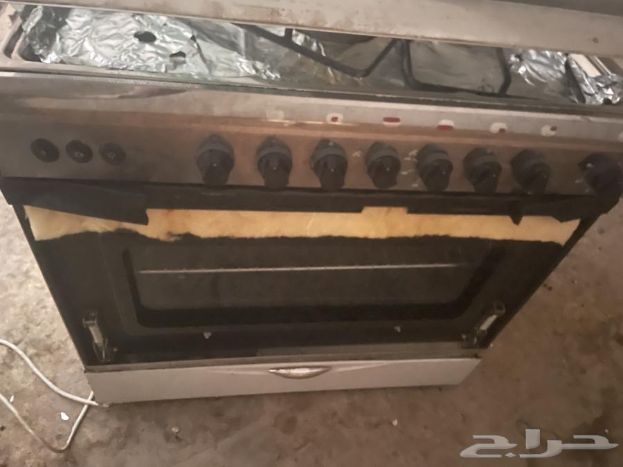 فرن للبيع نظيف جدا لتواصل64551476576771111