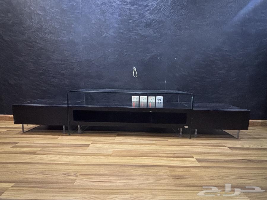 للبيع طاولة تلفزيون مستخدم من سيتي دبليو في مكة64546040105217111