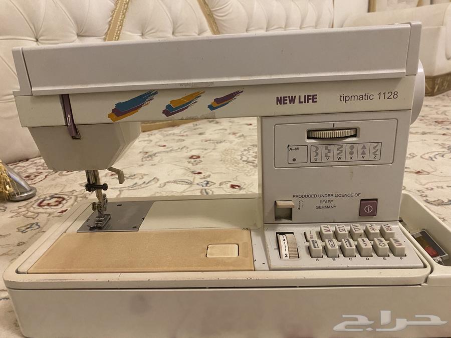 عدد2 مكينة خياطه وتطريز64550902957698111