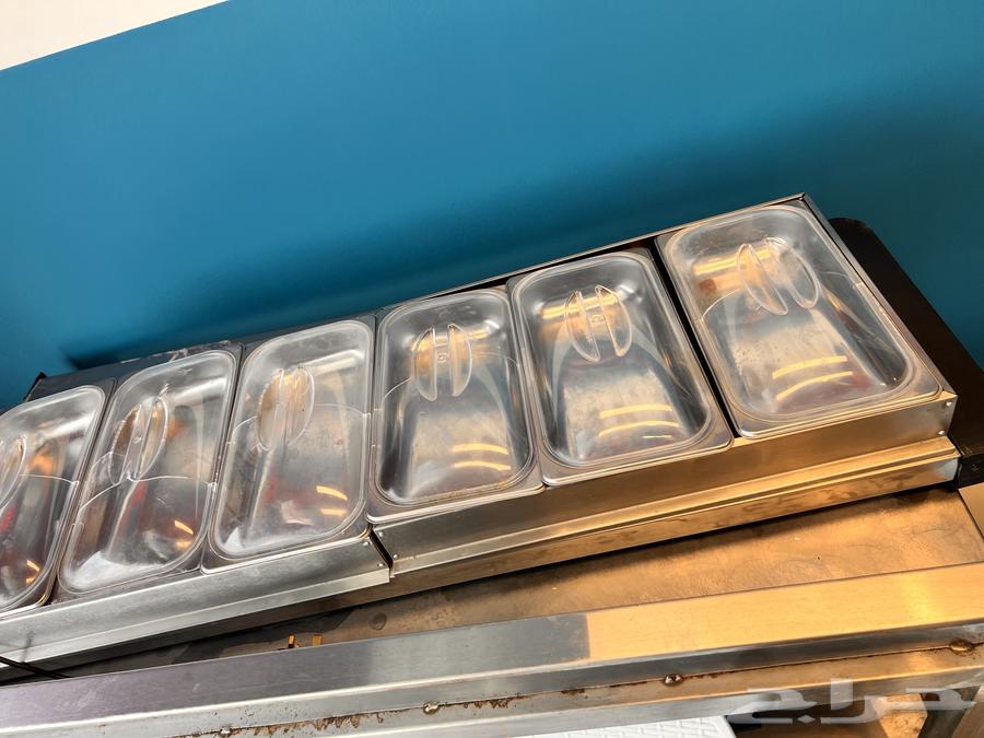 معدات مطعم للبيع نظيفه وجديده64546526110851112