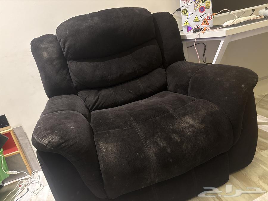 كرسي من ساكو جديد بس يحتاج نظافه64548924357633110